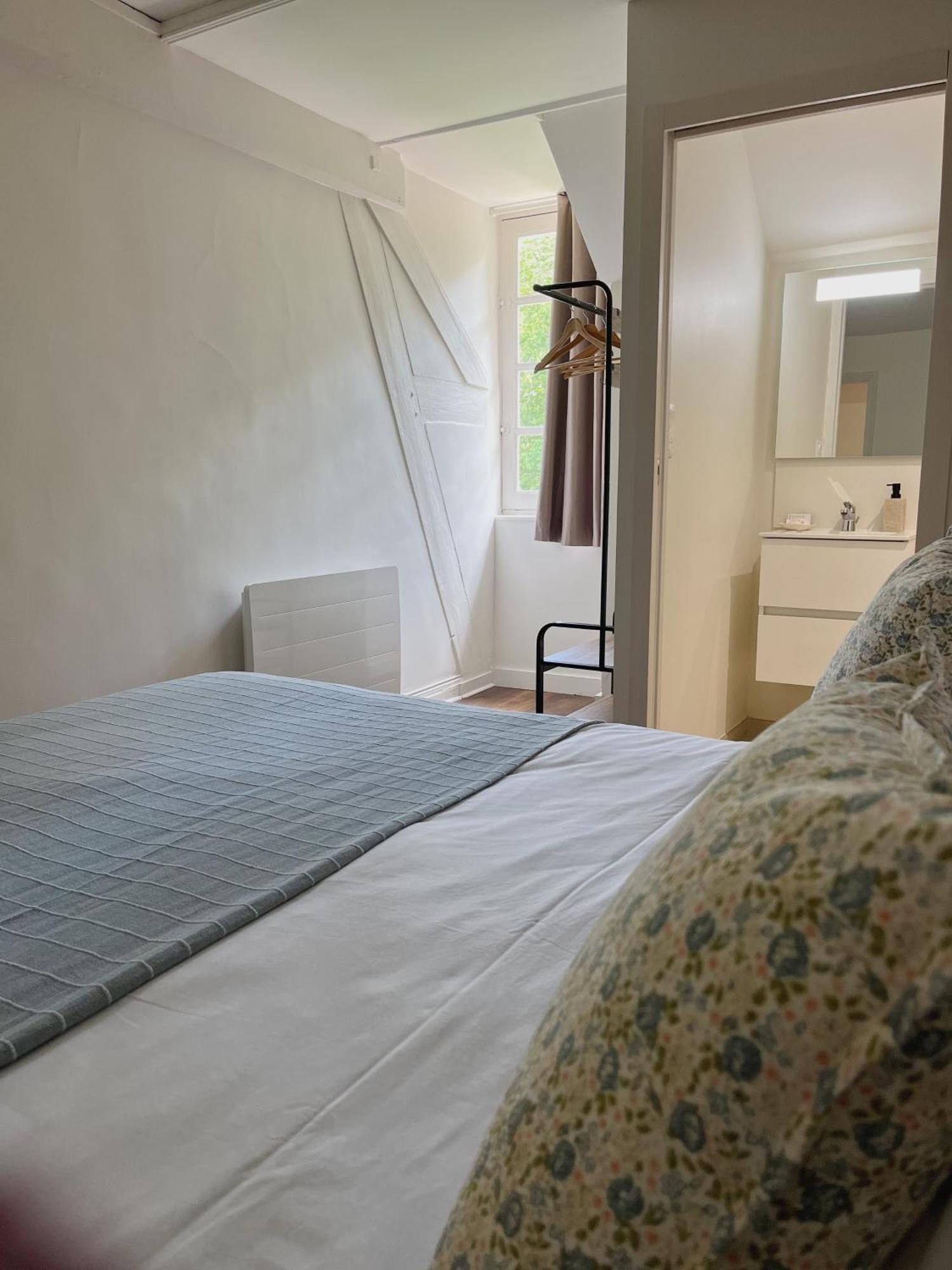 Bed and Breakfast Abbaye De Blanchelande Neufmesnil Номер фото